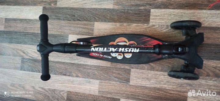 Самокат детский трехколесный