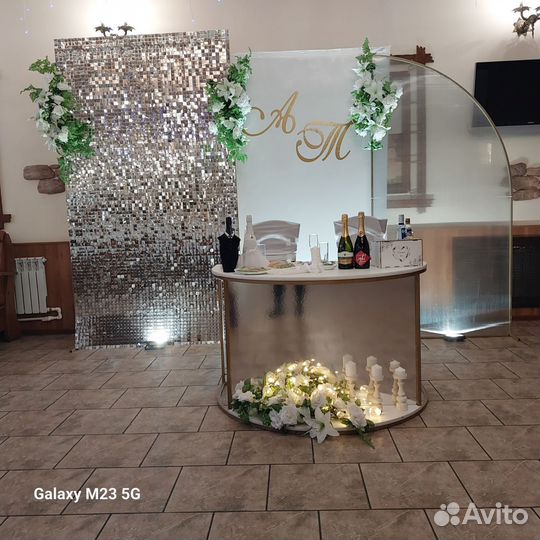 Оформление праздника, фотозона из пайеток, шары