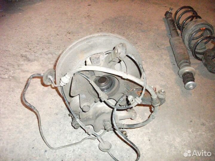 Ступицы передние nissan cube