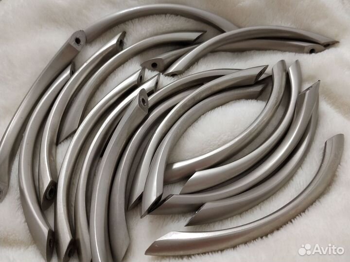 Мебельные ручки разные