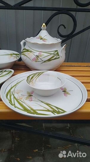 Набор столовой посуды новый