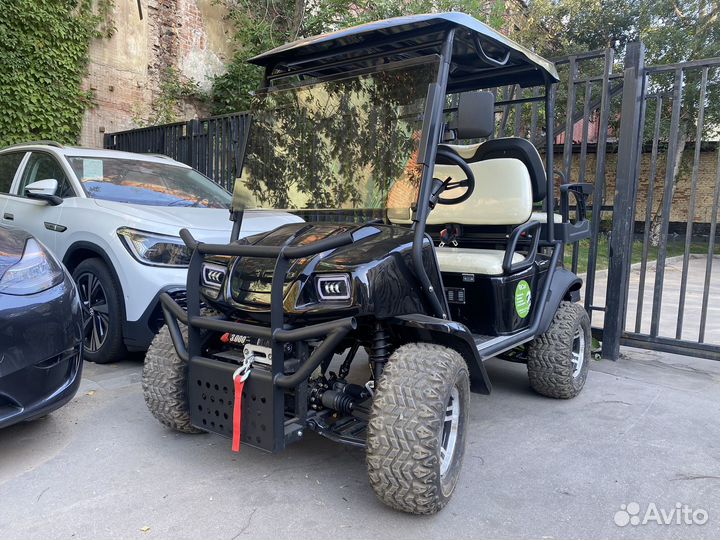 Полноприводный гольфкар