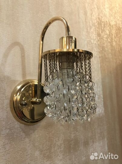 Настенные светильники 2 штуки