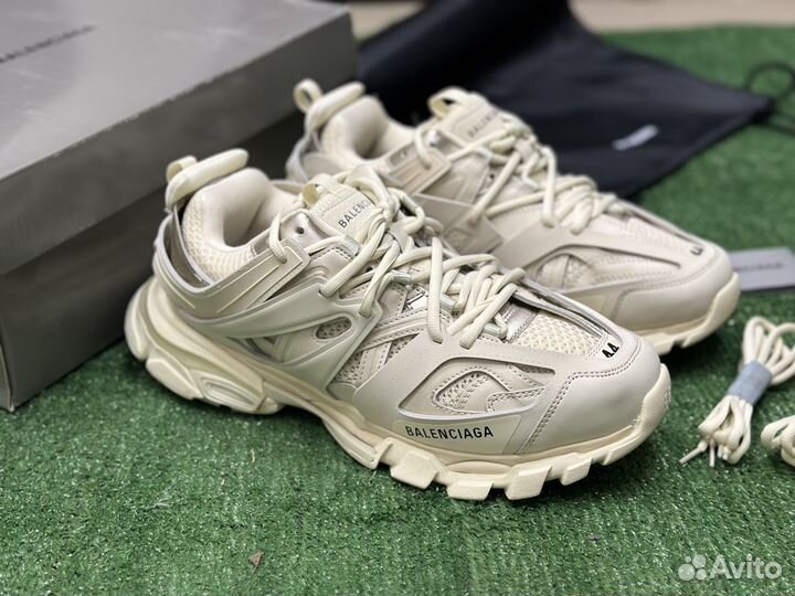 Balenciaga track beige люкс