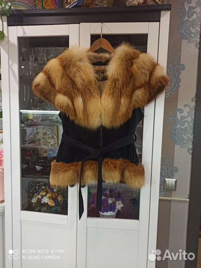 Жилет из Лисы