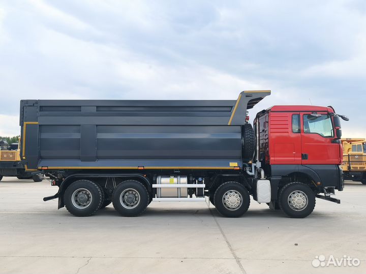 SITRAK ZZ3316V306ME, 2023