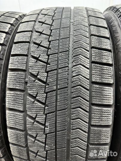 Bridgestone Blizzak VRX 255/40 R18 95Q
