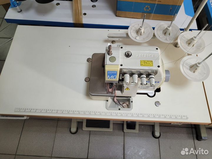 Оверлок 4х нитка Juki MO-6504S Б/У