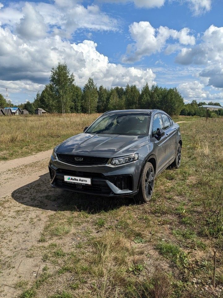 Geely Tugella: фото владельца