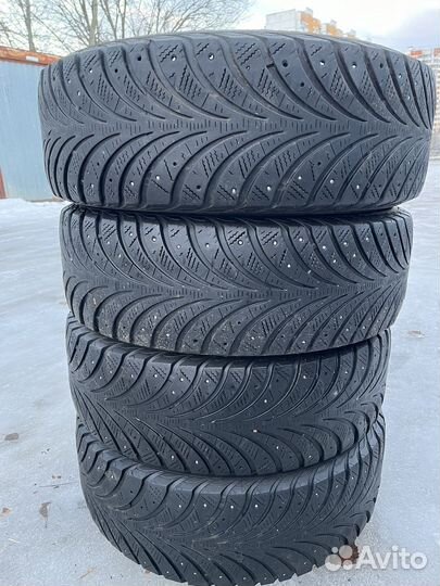 Goodyear UltraGrip 195/65 R16