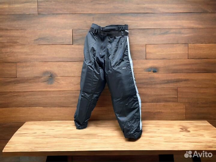 Бриджи игрока. Хоккей с мячом