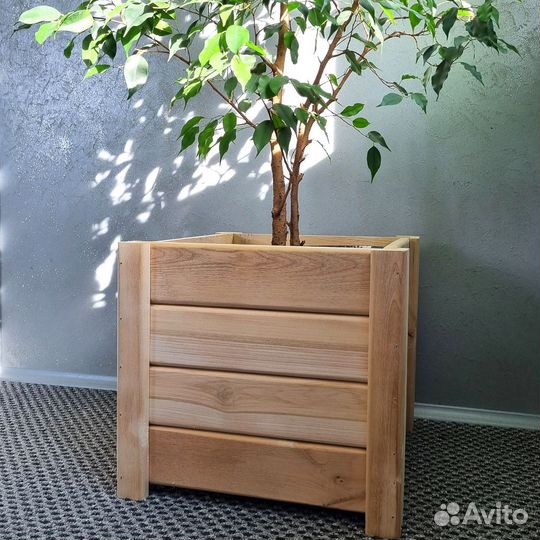 Деревянные кашпо для цветов