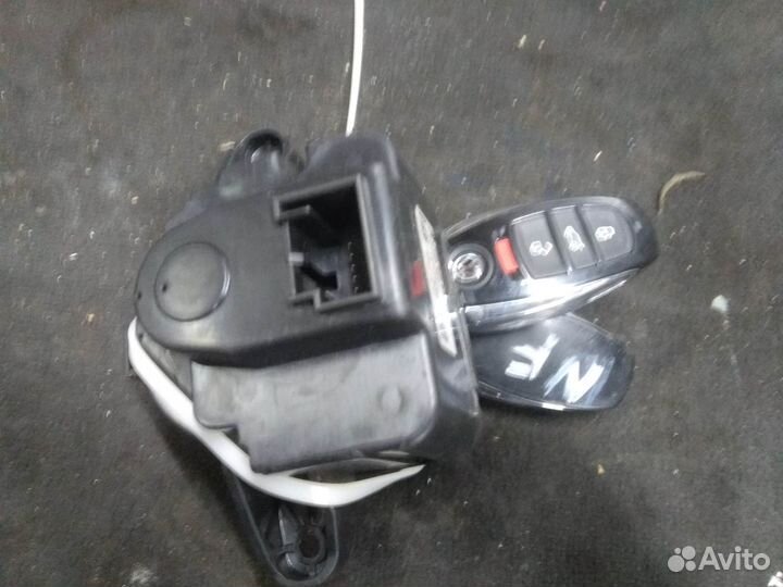 Замок зажигания с ключами vw Touareg 2 NF