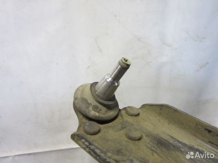 Рычаг передний правый Renault Megane III 2009-2016