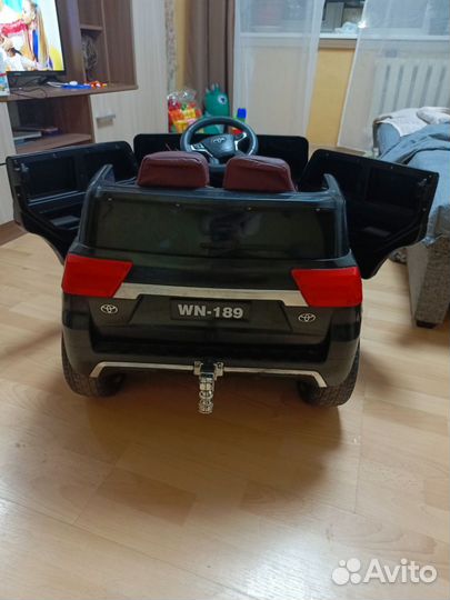 Детский электромобиль