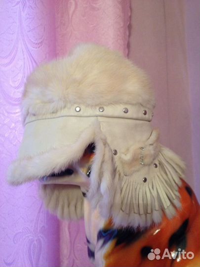 Шапка из норки. Новая. Цвет шампань