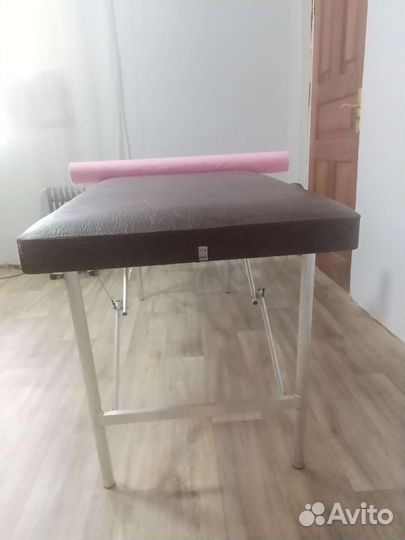 Массажный стол