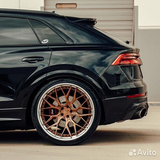 Кованые диски GT Forged R22 5x112 для Audi RSQ8