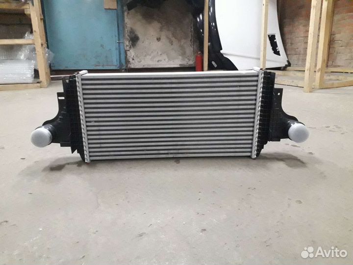 Интеркулер mercedes-benz ML/GL W164 526438J