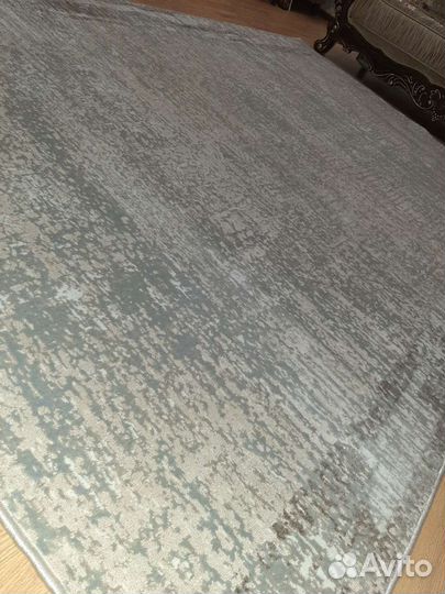 Ковер новый