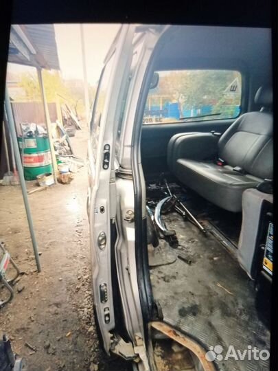 Боковая дверь хундай старекс 2007