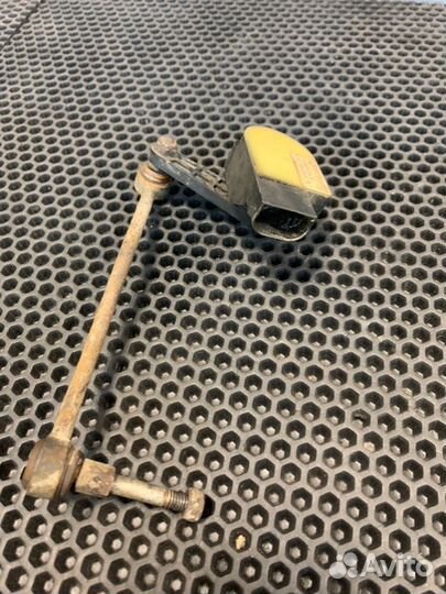 Датчик высоты дорожного просвета Bentley