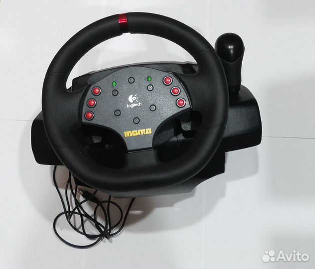 Игровой руль logitech momo racing