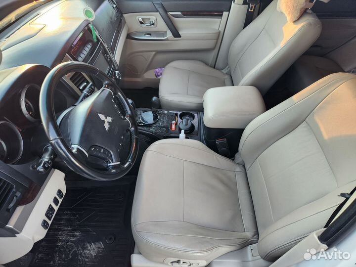 Mitsubishi Pajero 3.8 AT, 2017, 82 000 км