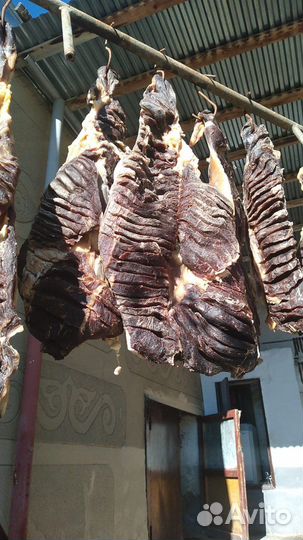 Сушеное мясо и колбаса