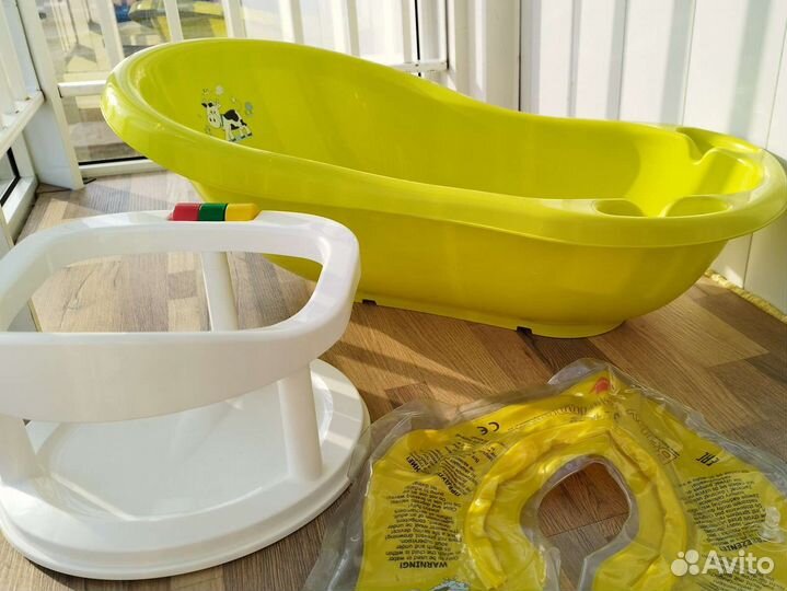 Ванночка для купания, стульчик и круг