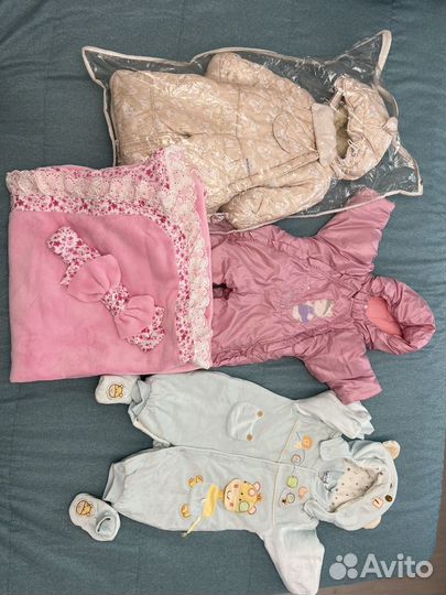 Пакет вещей и игрушек