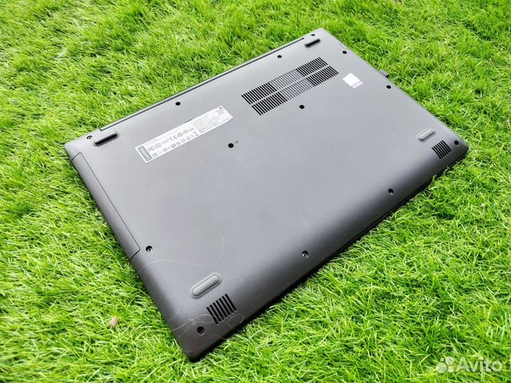 Ноутбук Lenovo 330-15ikb