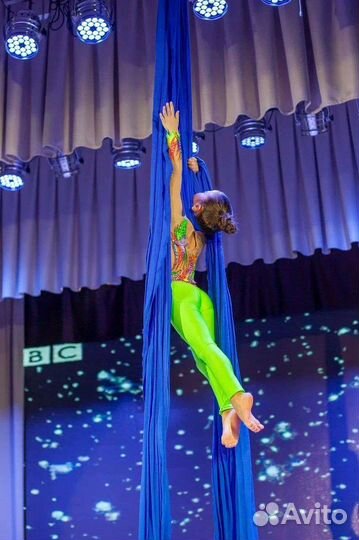 Комбинезон для воздушной акробатики