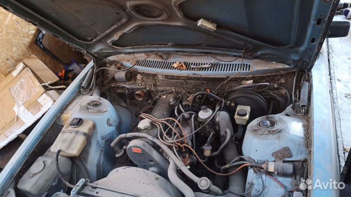 Volvo 240, 1983