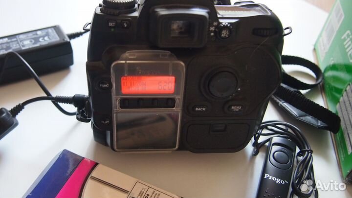 Зеркальный фотоаппарат Fujifilm FinePix S3 Pro