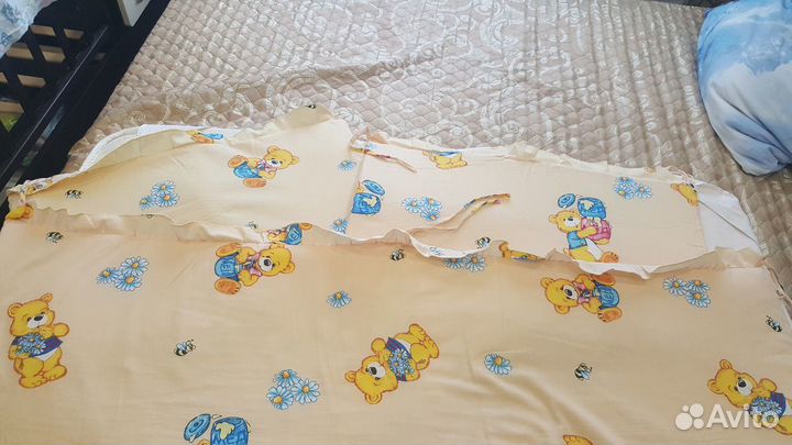 Бортики в кроватку