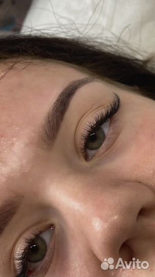 Наращивание и ламинирование ресниц и бровей