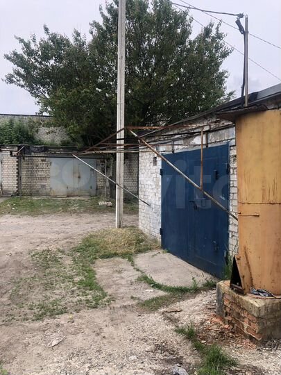 Гараж, > 30 м²