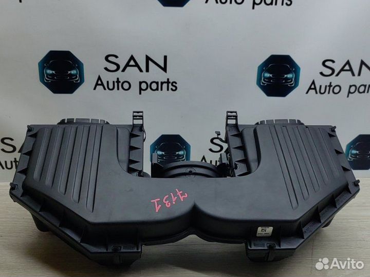 Корпус воздушного фильтра Bmw X5 E70 N62B48 2007