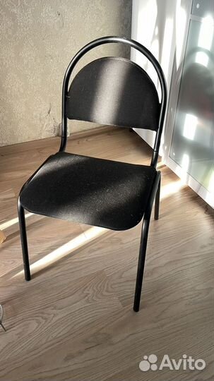 Офисный стул