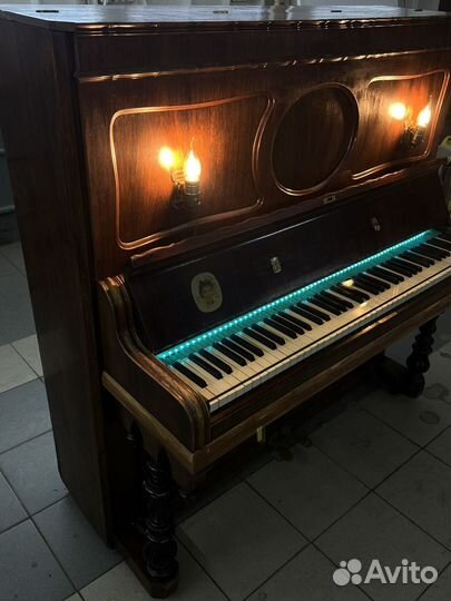 Пианино 19 век (сделано под рабочий стол)