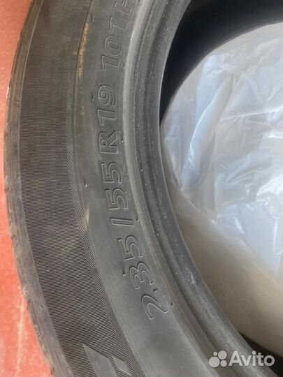 Kumho Crugen Premium KL33 235/65 R19