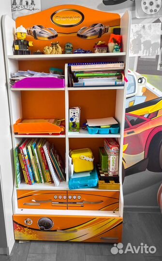 Комод детский и стеллаж