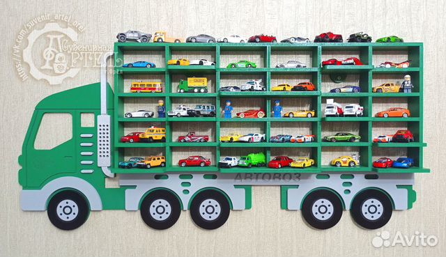 Полка для машинок 