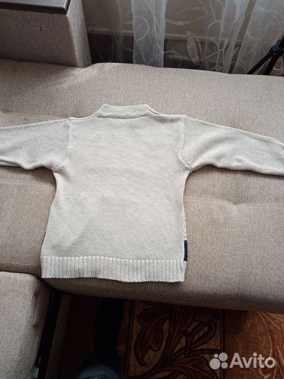 Свитер