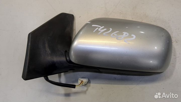 Зеркало боковое Toyota Avensis 2, 2004