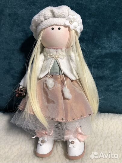 Кукла интерьерная