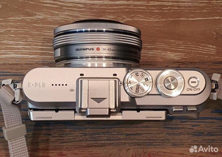 Olympus Pen e pl8 коричневый