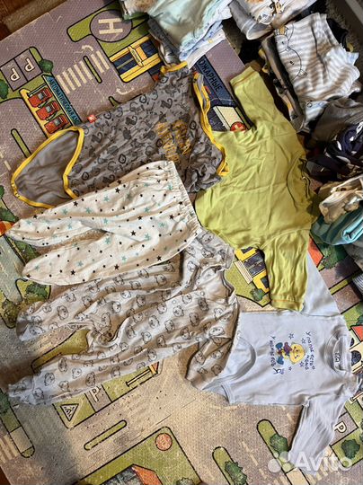 Продам детские вещи