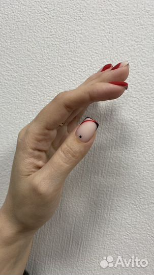 Маникюр/педикюр